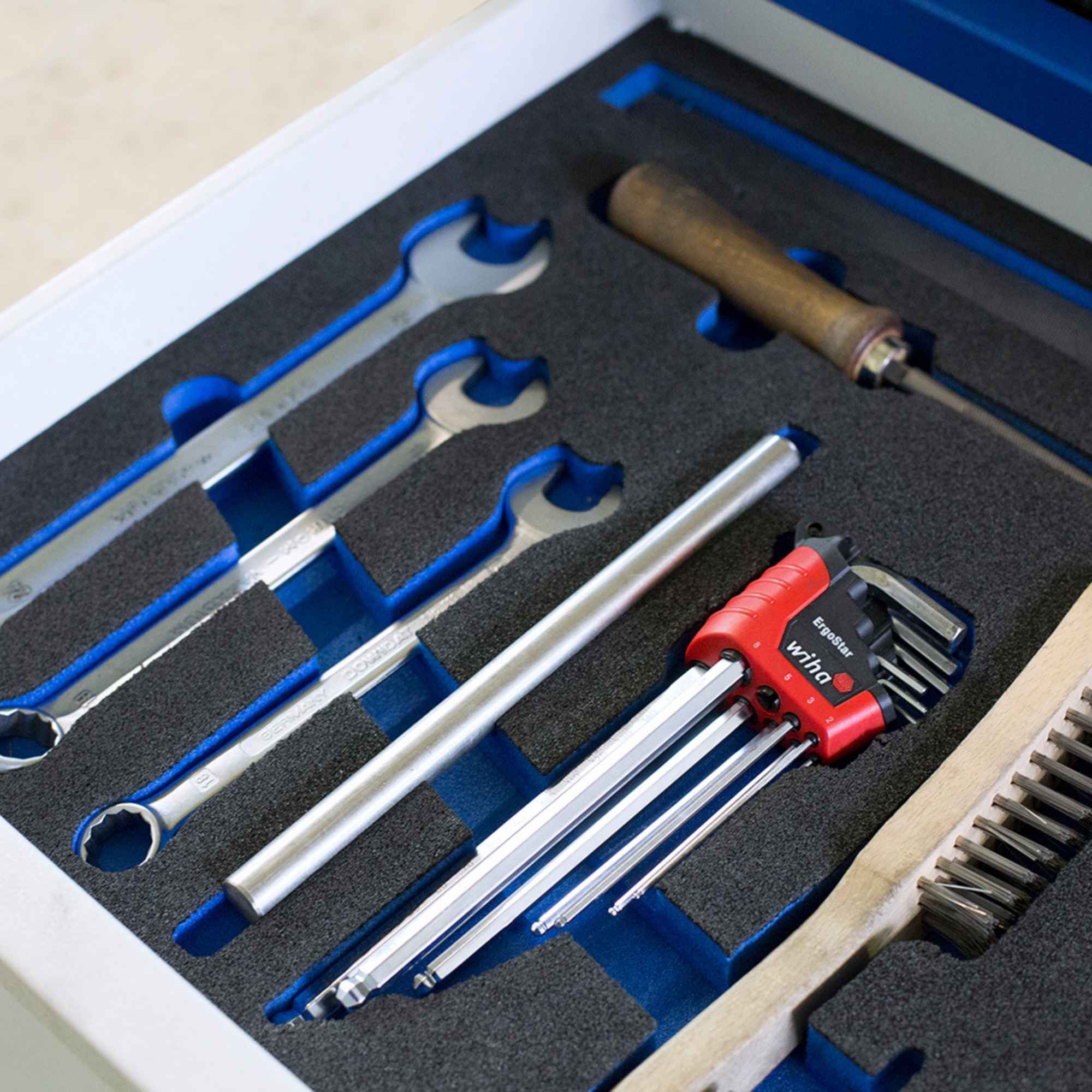 Individuelle Schaum- und POM-Einlagen