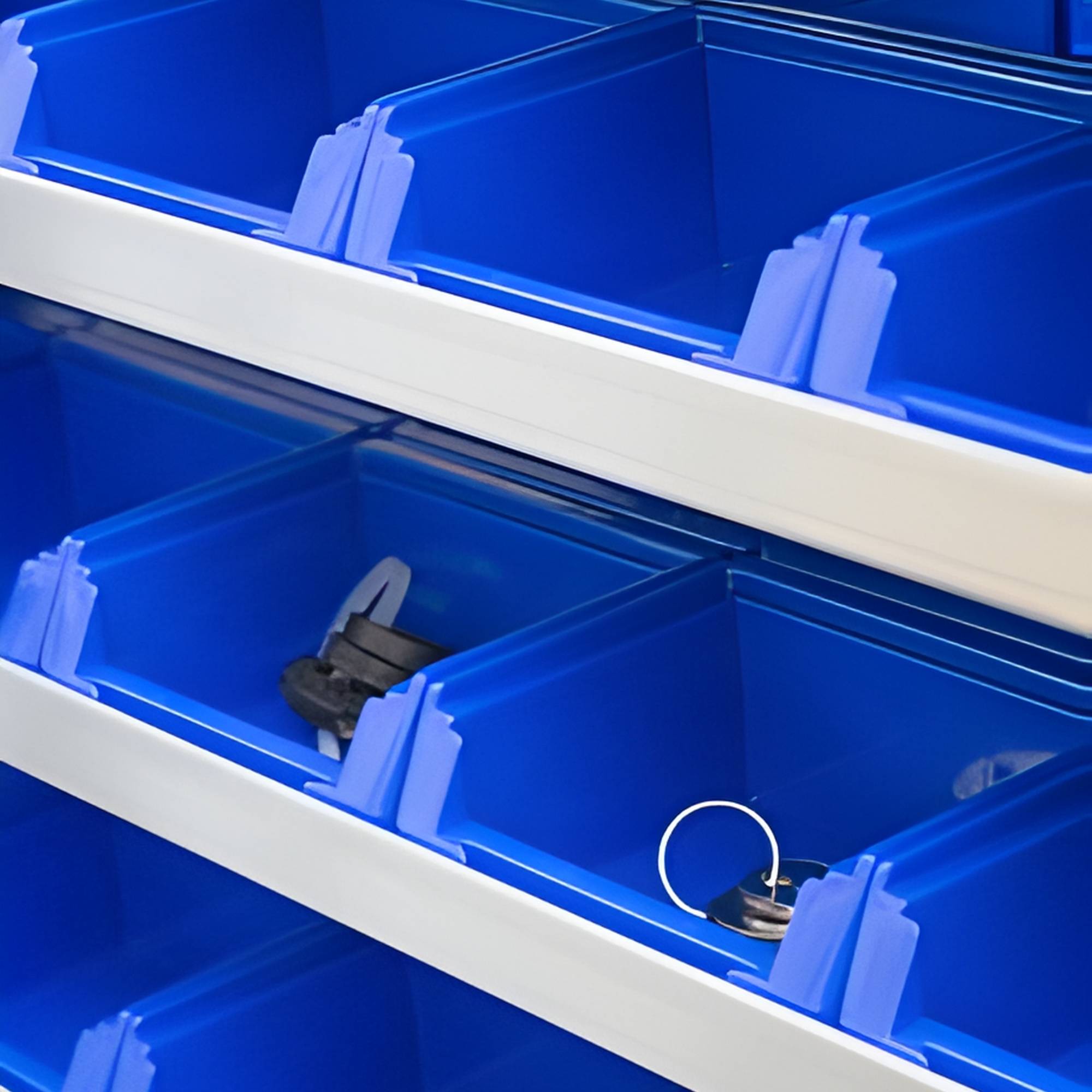 Lagerschrank übersichtliche Aufbewahrung on Schlüsseln