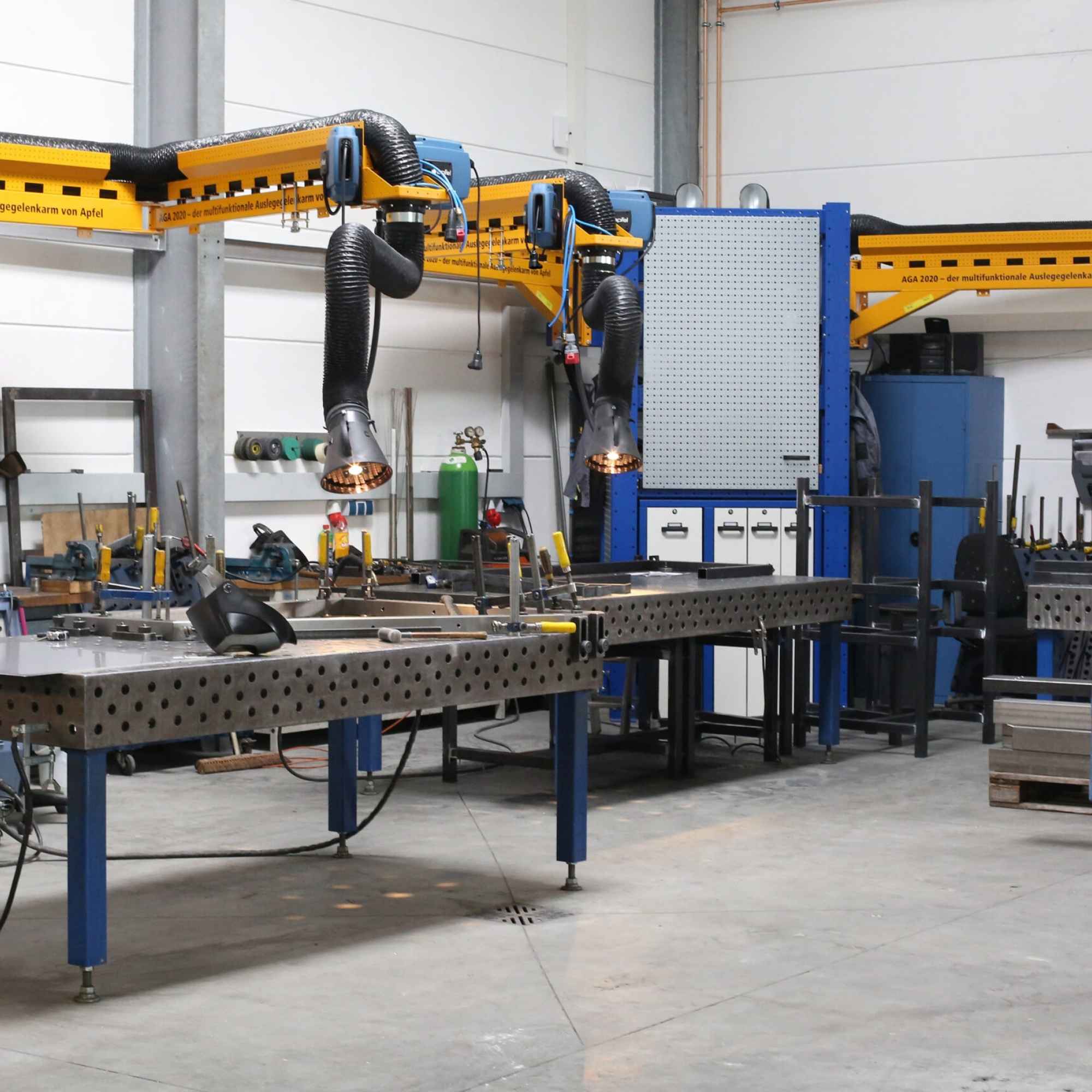 Schweißarbeitsplätze als Gruppe