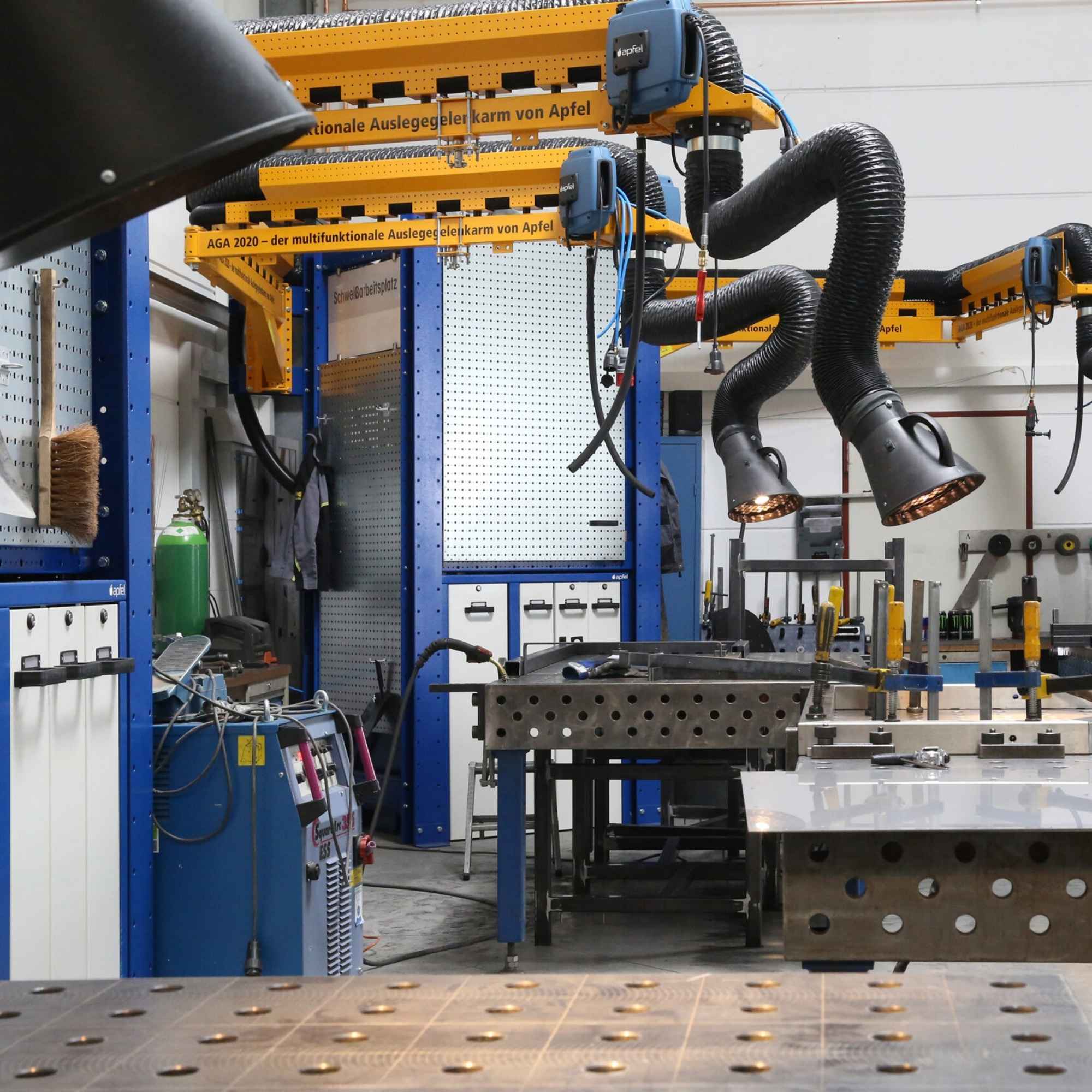 Schweißarbeitsplätze in Mehrfachausführung als Gruppe