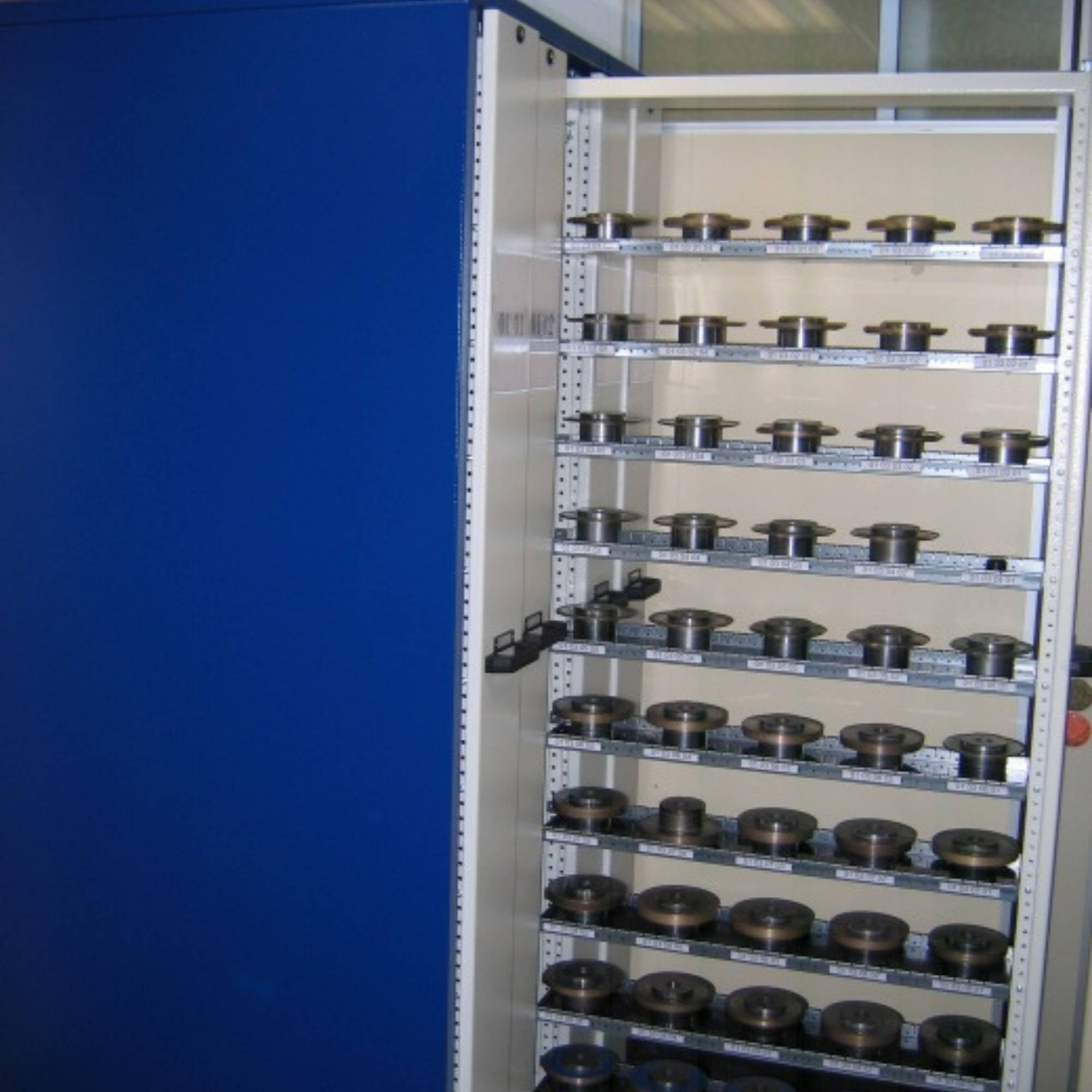 Werkzeugschrank zur Lagerung von Diamantschleifscheiben